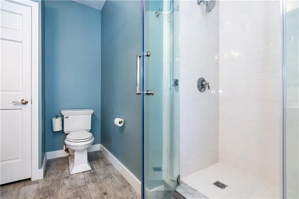 3976 Post Road Warwick RI 02886