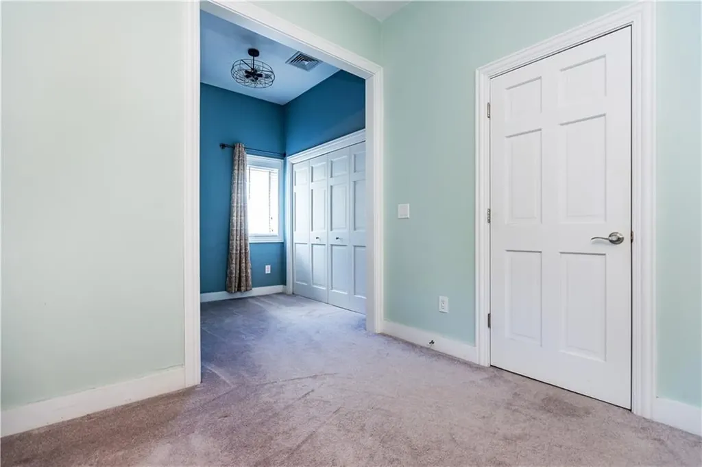 3976 Post Road Warwick RI 02886