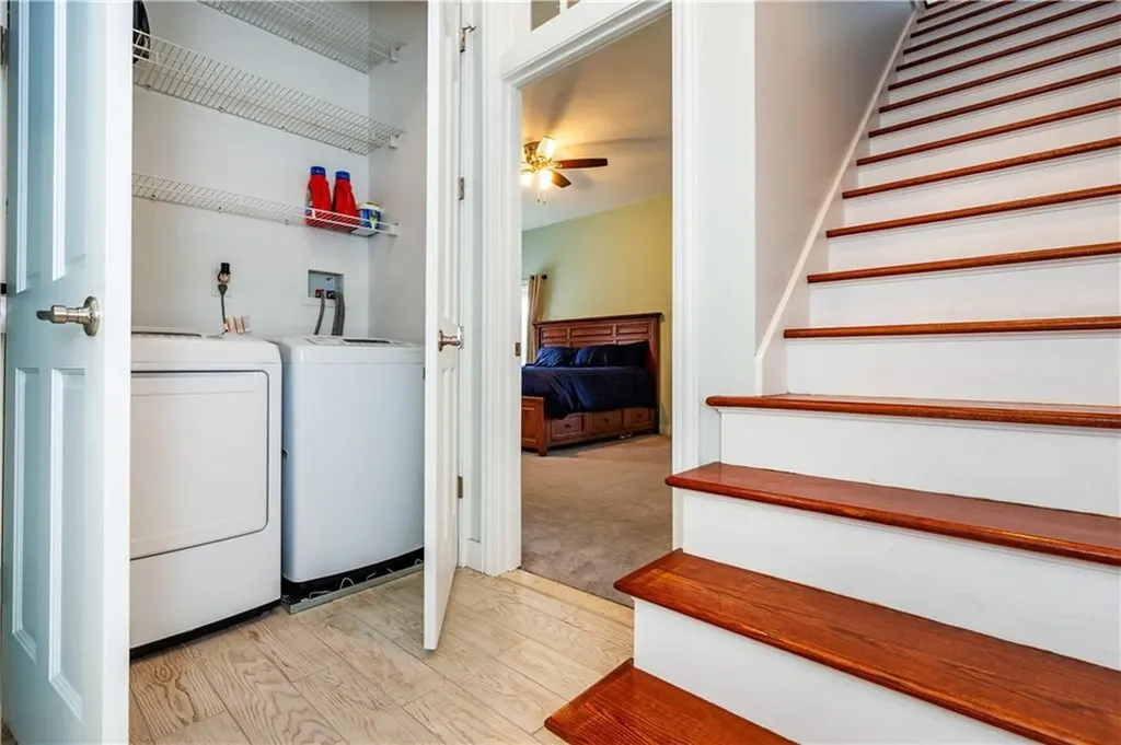 3976 Post Road Warwick RI 02886