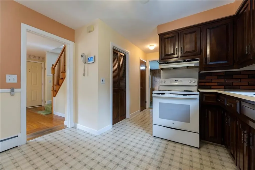 6 Joyce Ann Drive Smithfield RI 02917