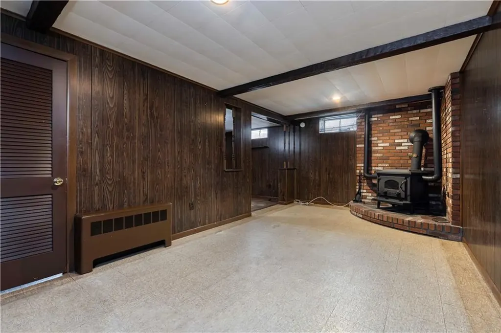 6 Joyce Ann Drive Smithfield RI 02917