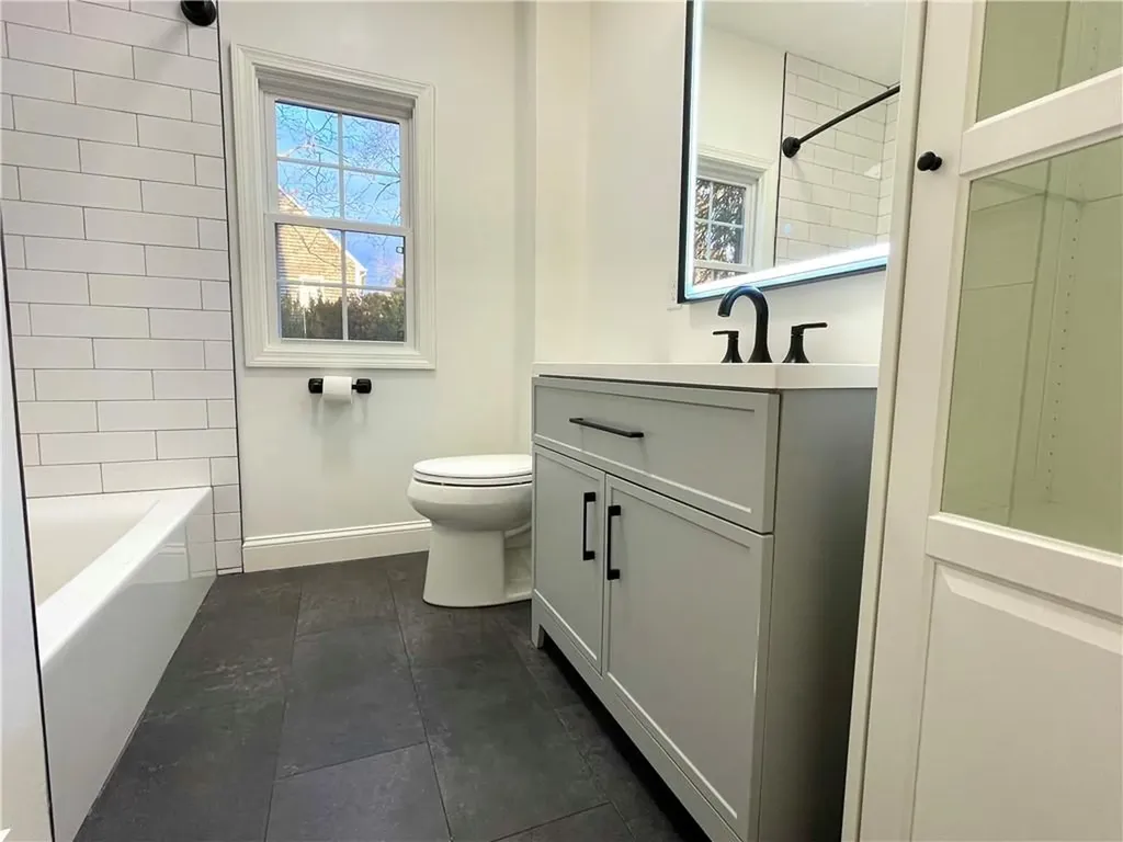 4 Harris Avenue Warren RI 02885