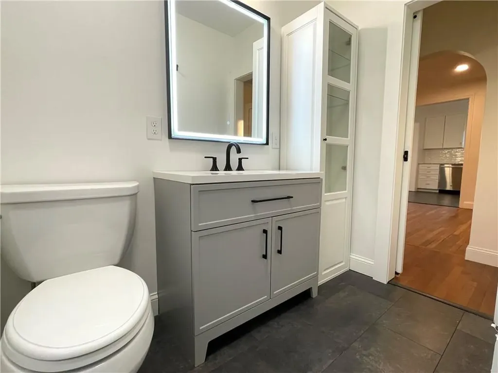 4 Harris Avenue Warren RI 02885