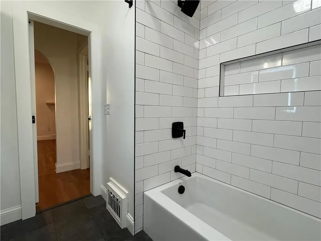 4 Harris Avenue Warren RI 02885