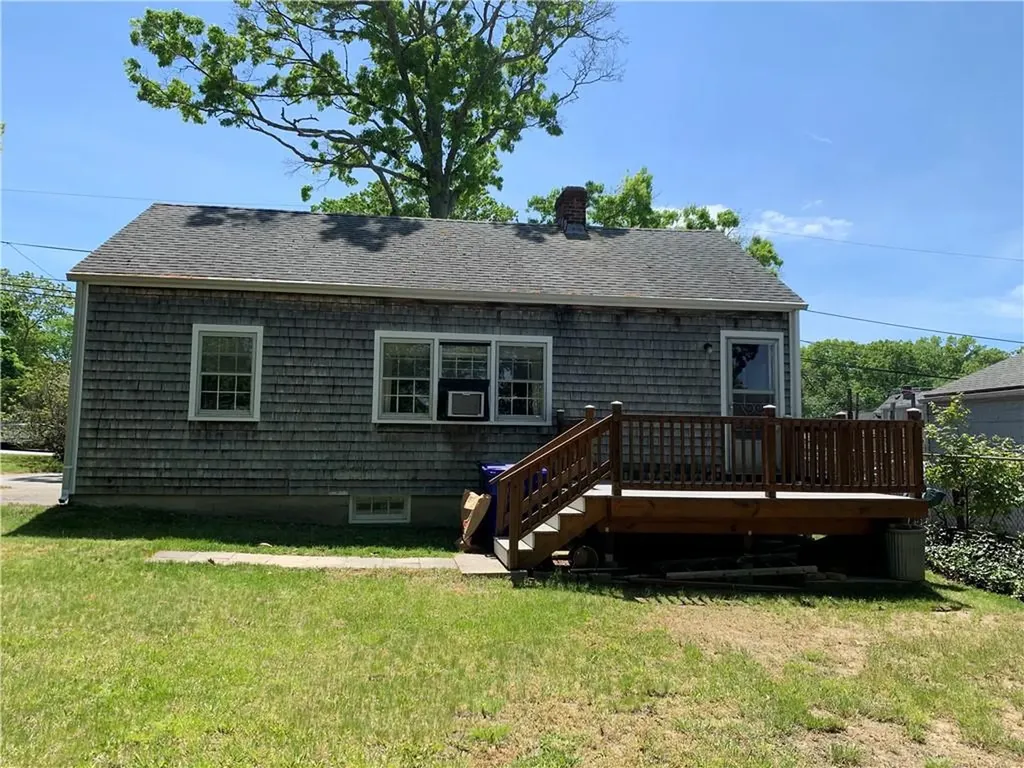 4 Harris Avenue Warren RI 02885