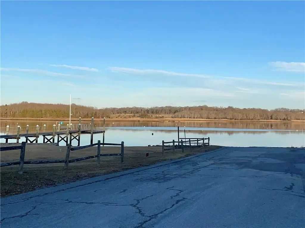 4 Harris Avenue Warren RI 02885