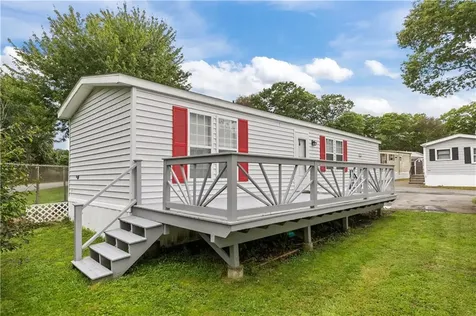 841 Forest Park Avenue Middletown RI 02842