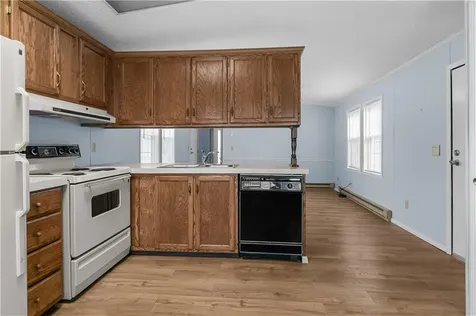 841 Forest Park Avenue Middletown RI 02842