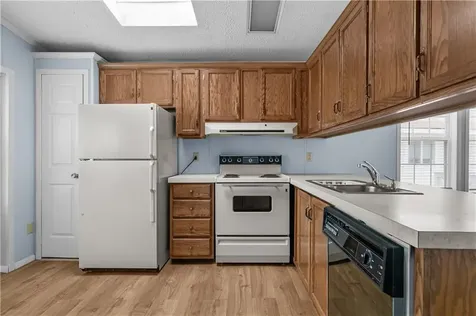 841 Forest Park Avenue Middletown RI 02842