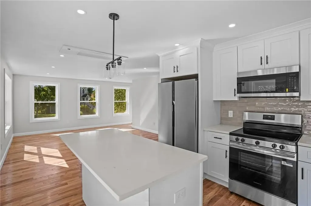 135 Old Mill Boulevard Warwick RI 02889