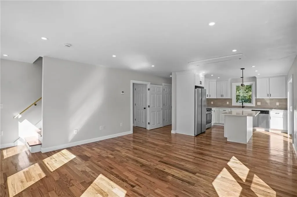 135 Old Mill Boulevard Warwick RI 02889