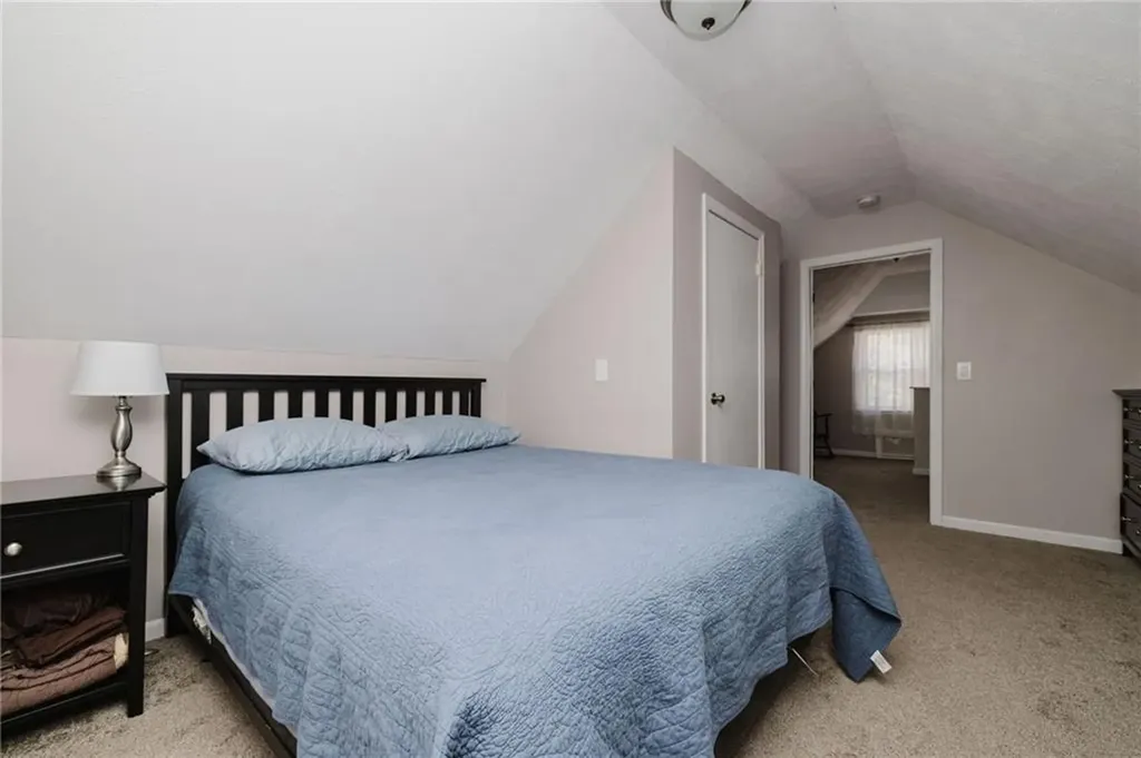 3 Lindesta Road Pawtucket RI 02861