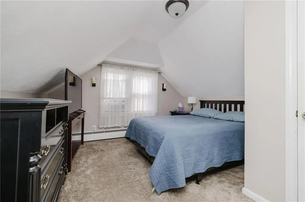 3 Lindesta Road Pawtucket RI 02861