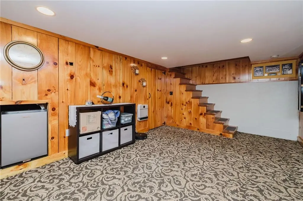 3 Lindesta Road Pawtucket RI 02861