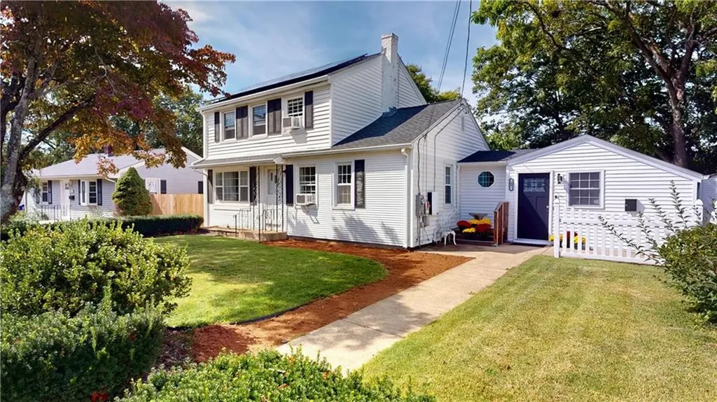 65 Border Street West Warwick RI 02893