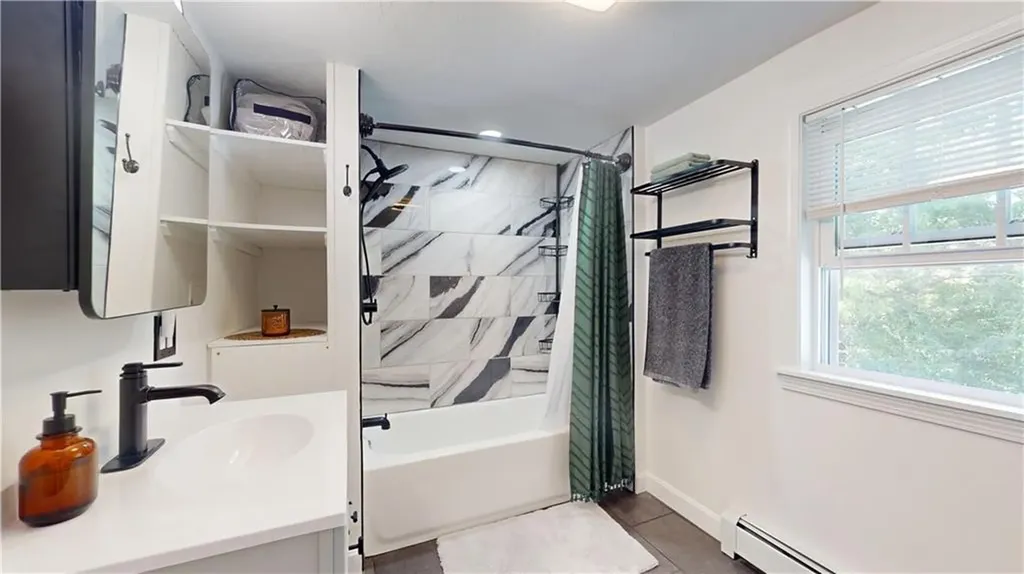 65 Border Street West Warwick RI 02893