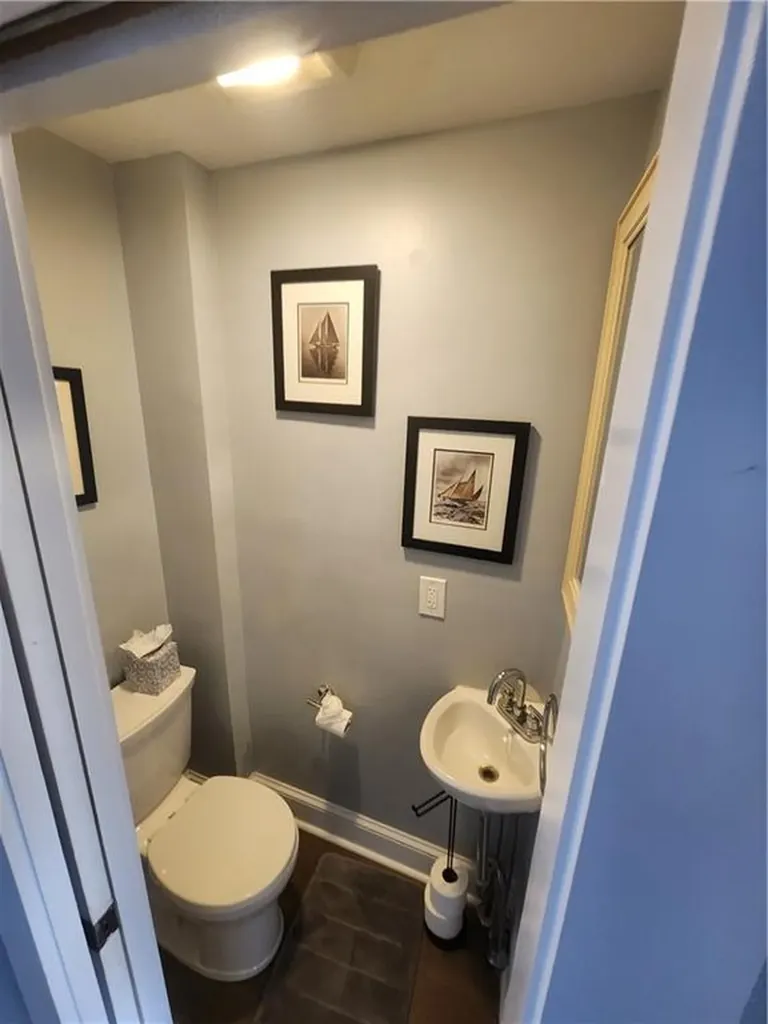 14 Lucas Avenue Newport RI 02840