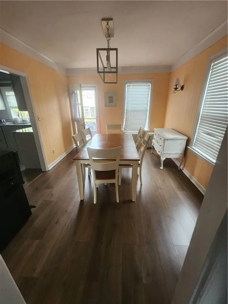 14 Lucas Avenue Newport RI 02840