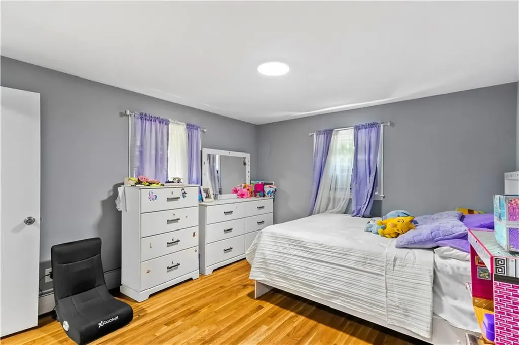 10 Renehan Street West Warwick RI 02893