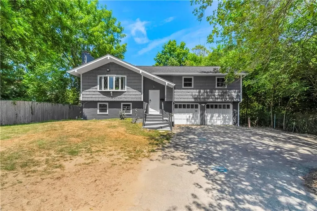 10 Renehan Street West Warwick RI 02893