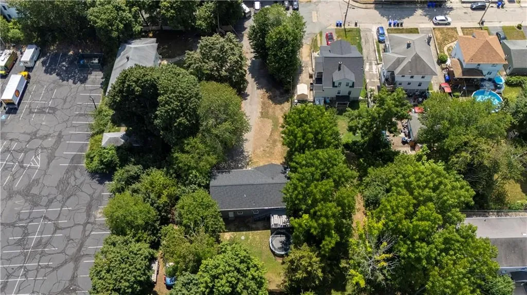 10 Renehan Street West Warwick RI 02893