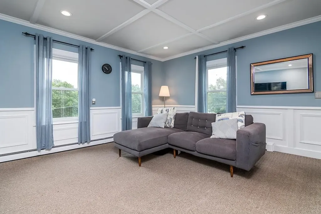 748 Lower River Road Lincoln RI 02865