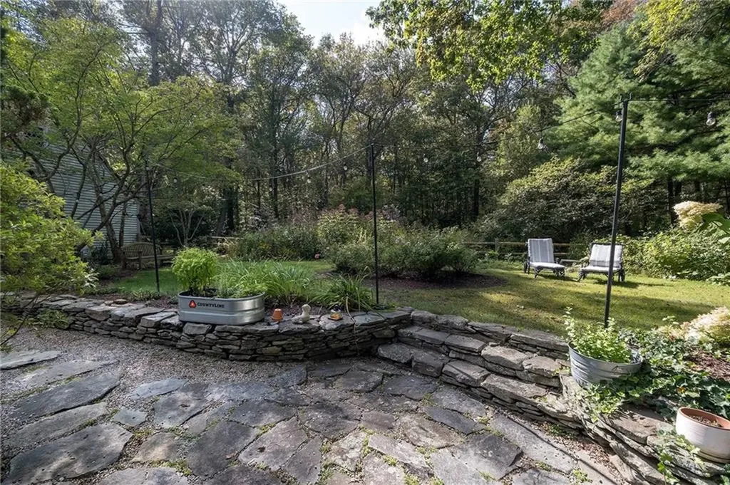 399 Bungy Road Scituate RI 02857