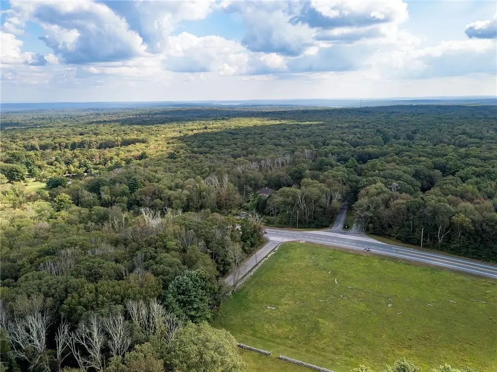 399 Bungy Road Scituate RI 02857