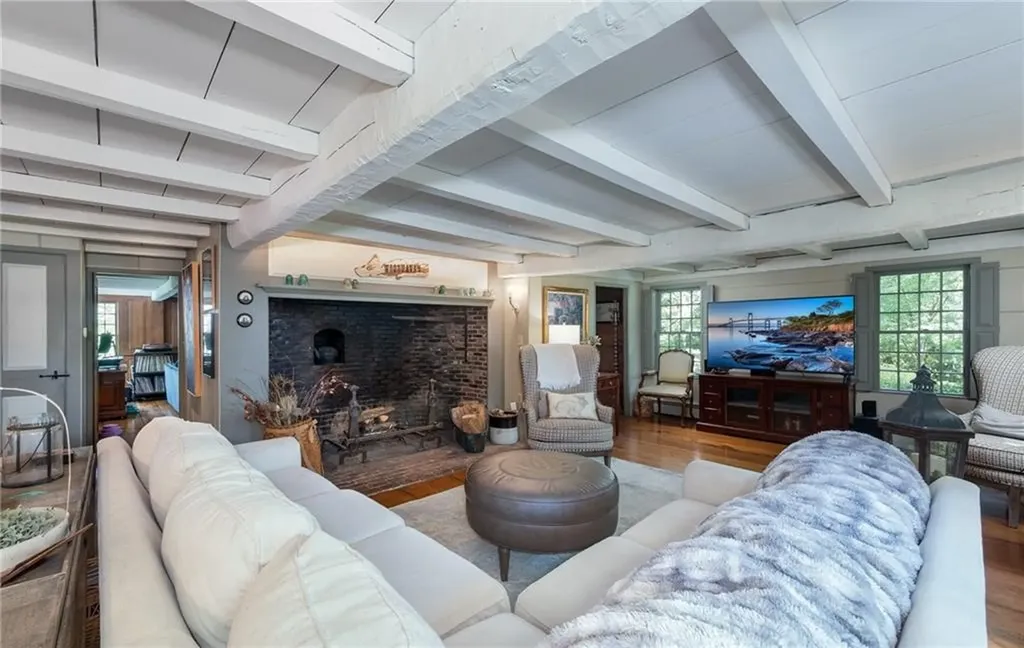 399 Bungy Road Scituate RI 02857