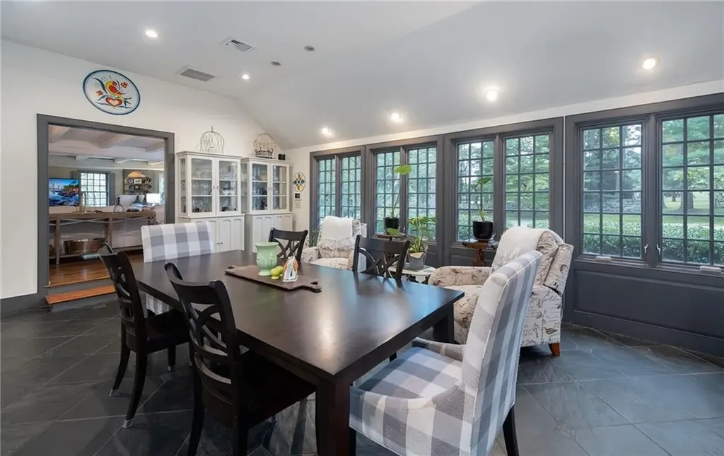 399 Bungy Road Scituate RI 02857