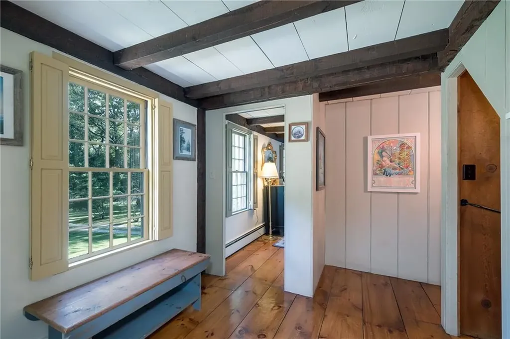 399 Bungy Road Scituate RI 02857