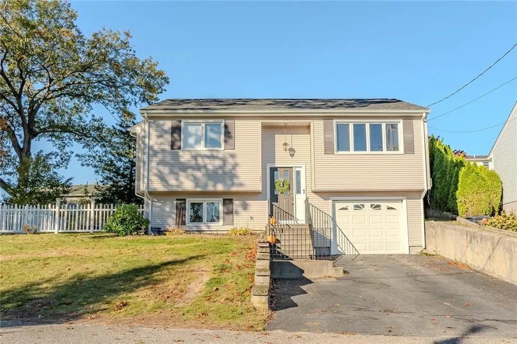 24 Vineyard Avenue Cumberland RI 02864