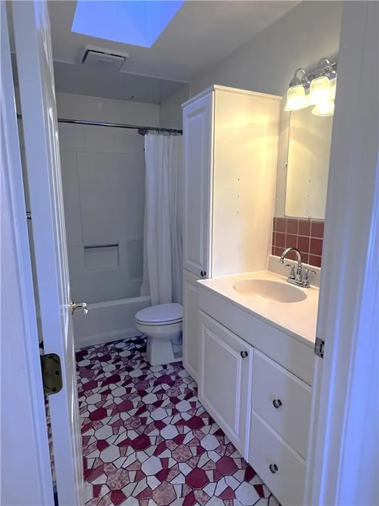 24 Vineyard Avenue Cumberland RI 02864