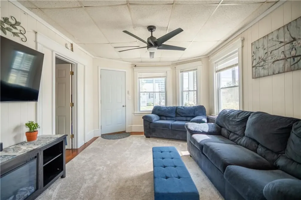 239 Byron Boulevard Warwick RI 02888