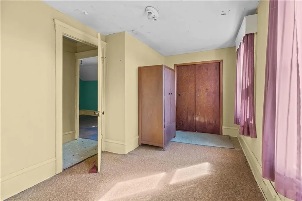 45 Narragansett Avenue Portsmouth RI 02871