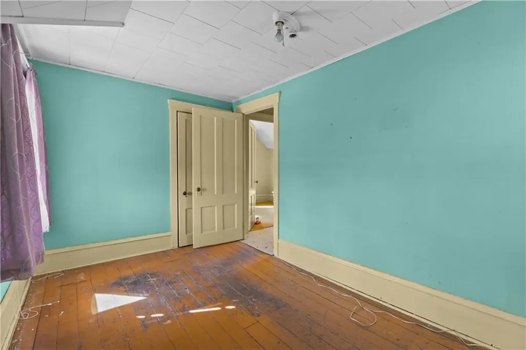 45 Narragansett Avenue Portsmouth RI 02871