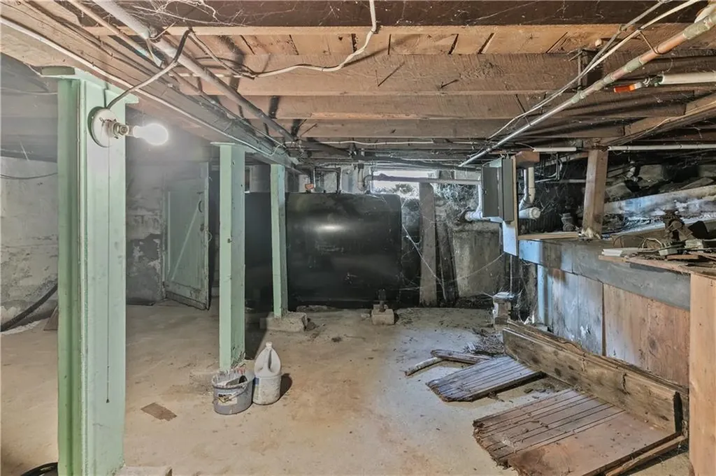 45 Narragansett Avenue Portsmouth RI 02871