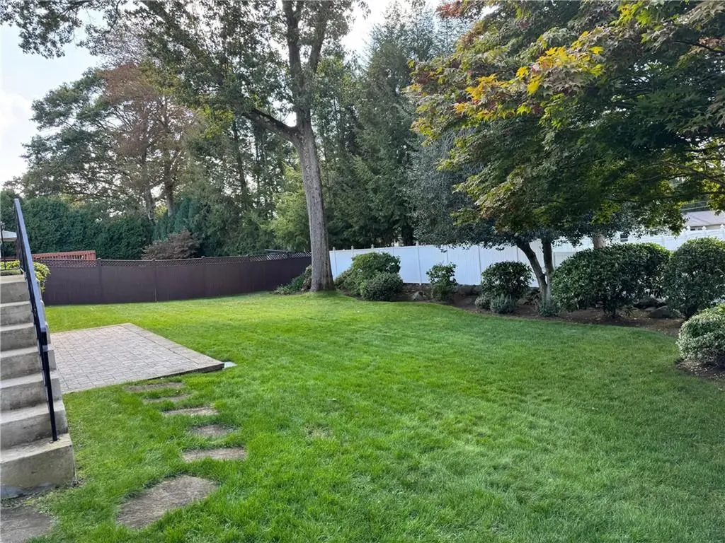 233 Summit Drive Cranston RI 02920