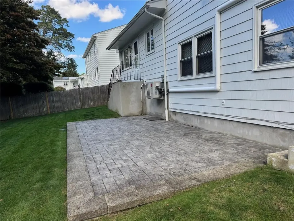 233 Summit Drive Cranston RI 02920