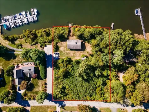 114 King Tom Drive Charlestown RI 02813