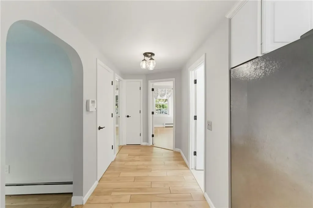 39 Whipple Road Smithfield RI 02917