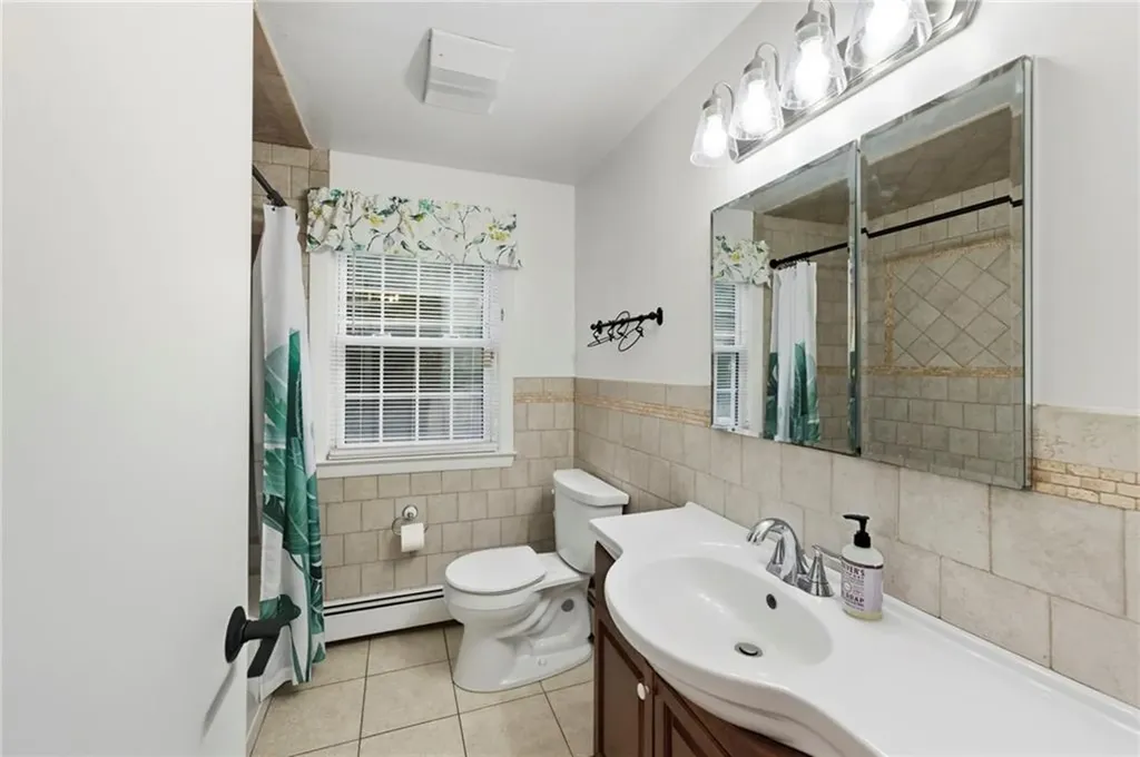39 Whipple Road Smithfield RI 02917