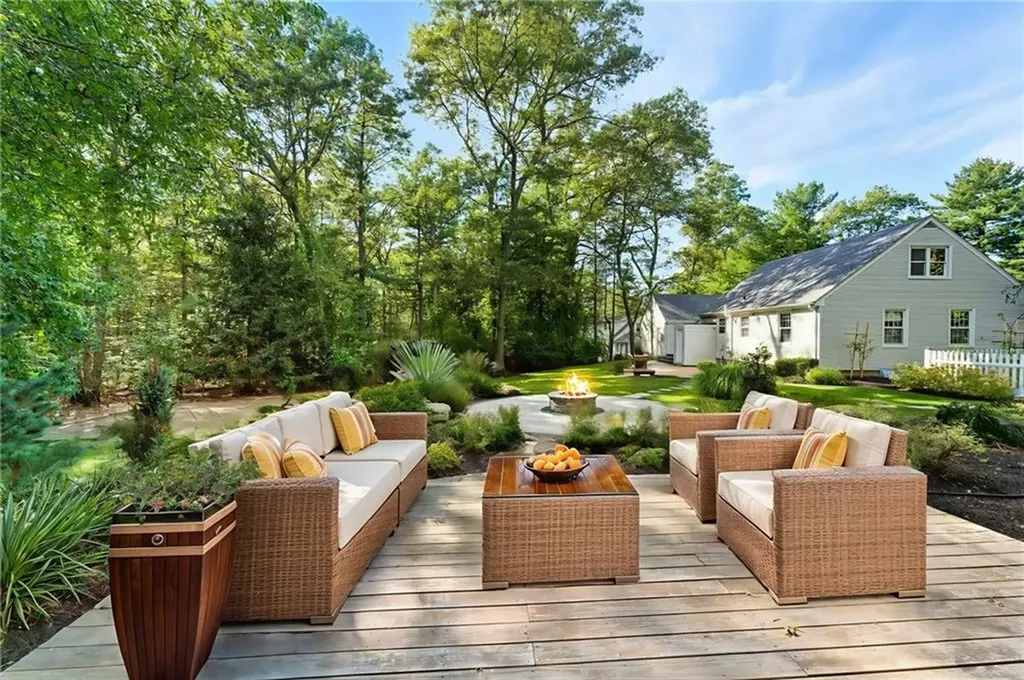 39 Whipple Road Smithfield RI 02917