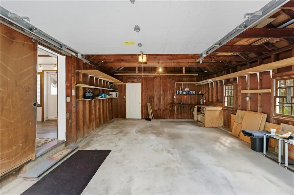 39 Whipple Road Smithfield RI 02917