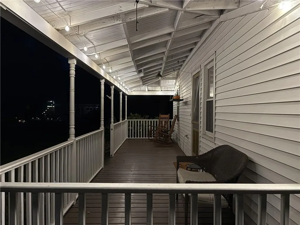 28 Economy Avenue Warwick RI 02889