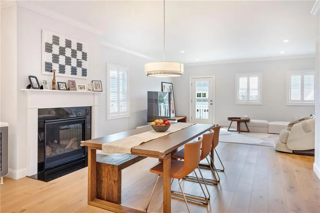 10 Kettle Point Avenue East Providence RI 02914