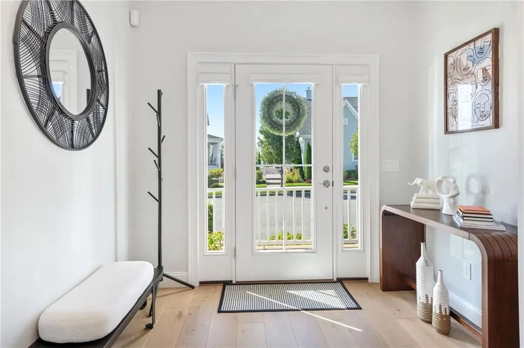 10 Kettle Point Avenue East Providence RI 02914