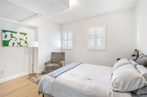 10 Kettle Point Avenue East Providence RI 02914