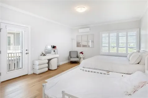 10 Kettle Point Avenue East Providence RI 02914