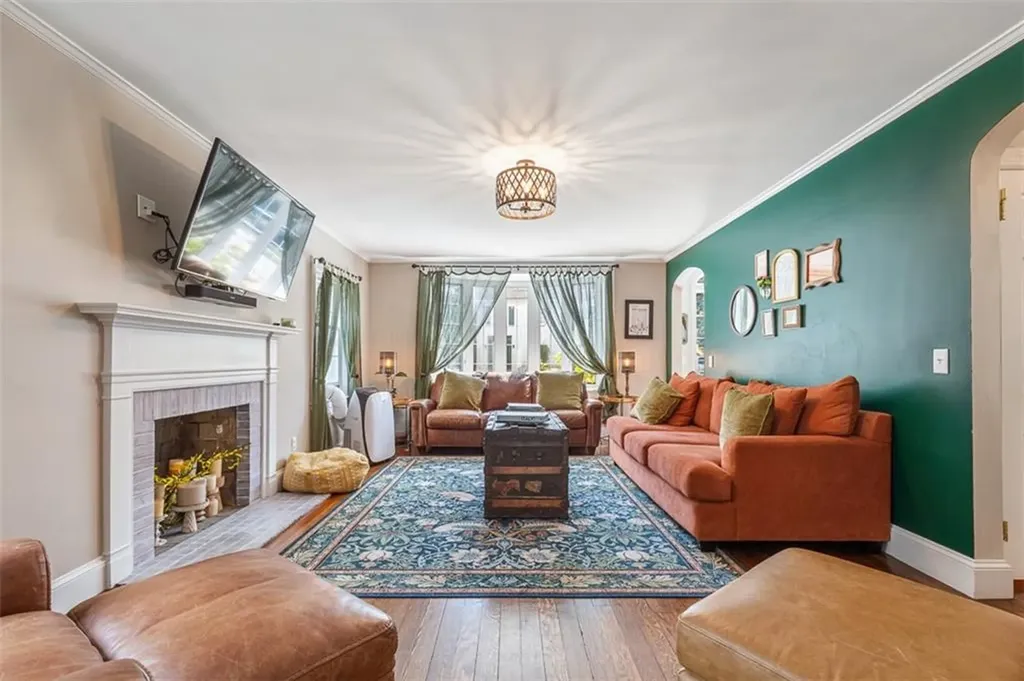 102 Betsey Williams Drive Cranston RI 02905